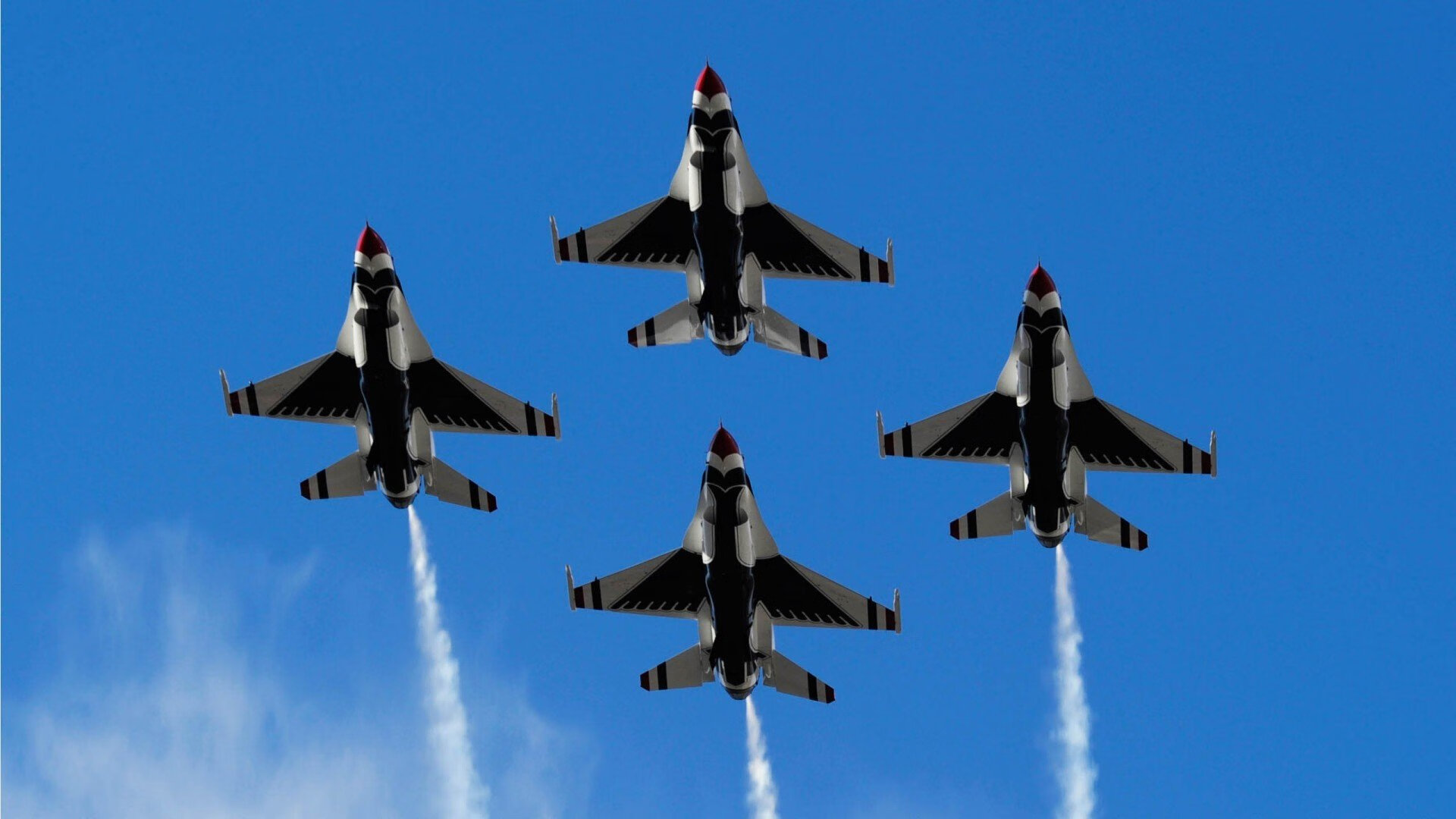 德罗赞一锤定音!快船客场强势击溃热火锁定关键战