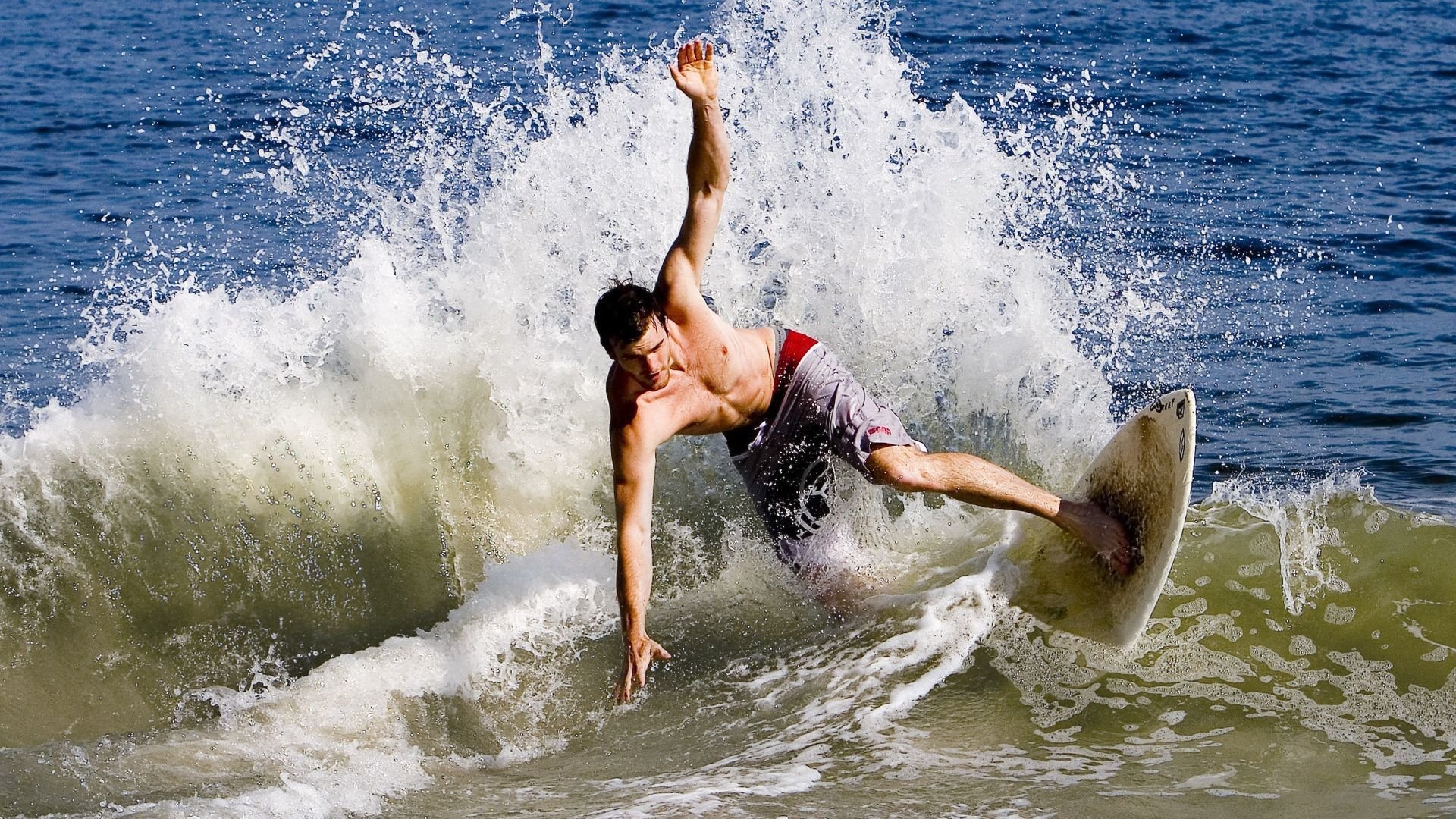 土耳其奇迹，完胜曼联，巴尔韦德关键先生闪耀欧洲