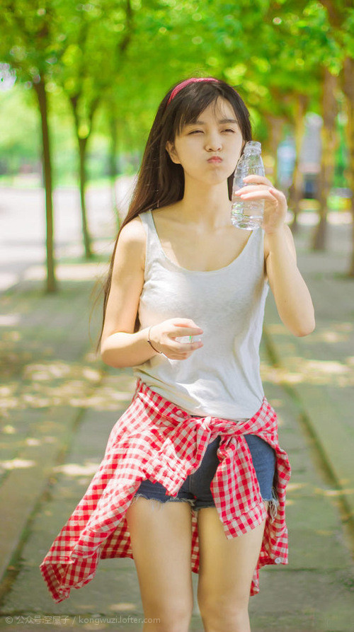 资本底牌VS小城风暴，NBA季后赛惊现战术绝对碾压，老鹰如何撕碎快船巨星之梦？